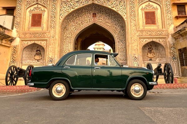 Ambassador car rental in Rajasthan