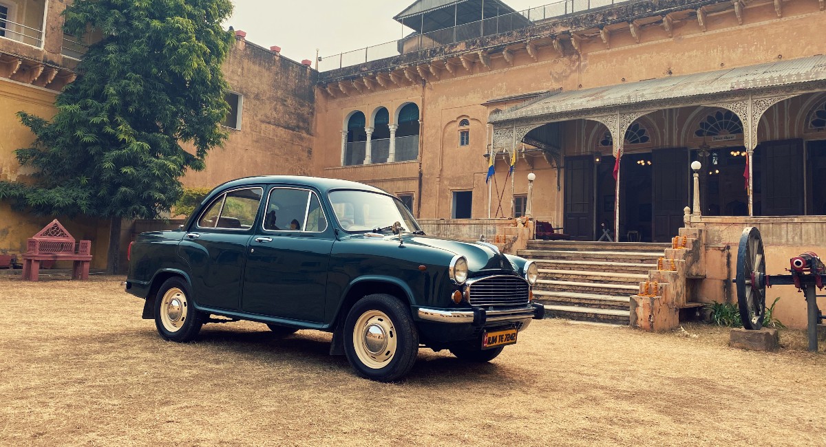 Ambassador Car Rental in Jaipur